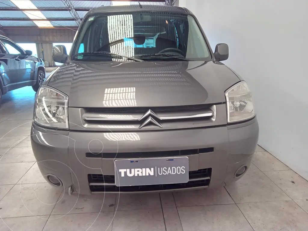 foto Citroën Berlingo Multispace 1.6 XTR usado (2018) color Gris Aluminium precio $20.900.000