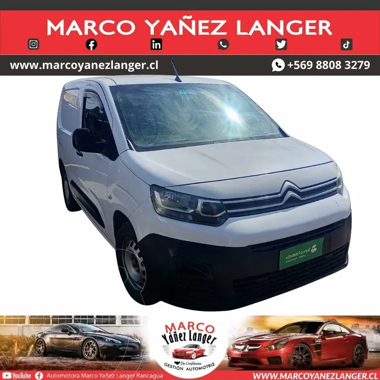 foto Citroën Berlingo 1.6L BlueHDI 100 S&S M usado (2020) color Blanco precio $9.790.000