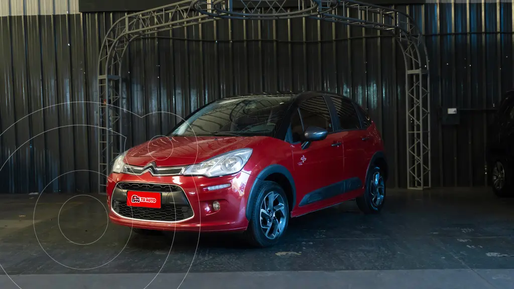 foto Citroën C3 Urban Trail VTi Aut usado (2019) color Carmín Oscuro precio $18.900.000