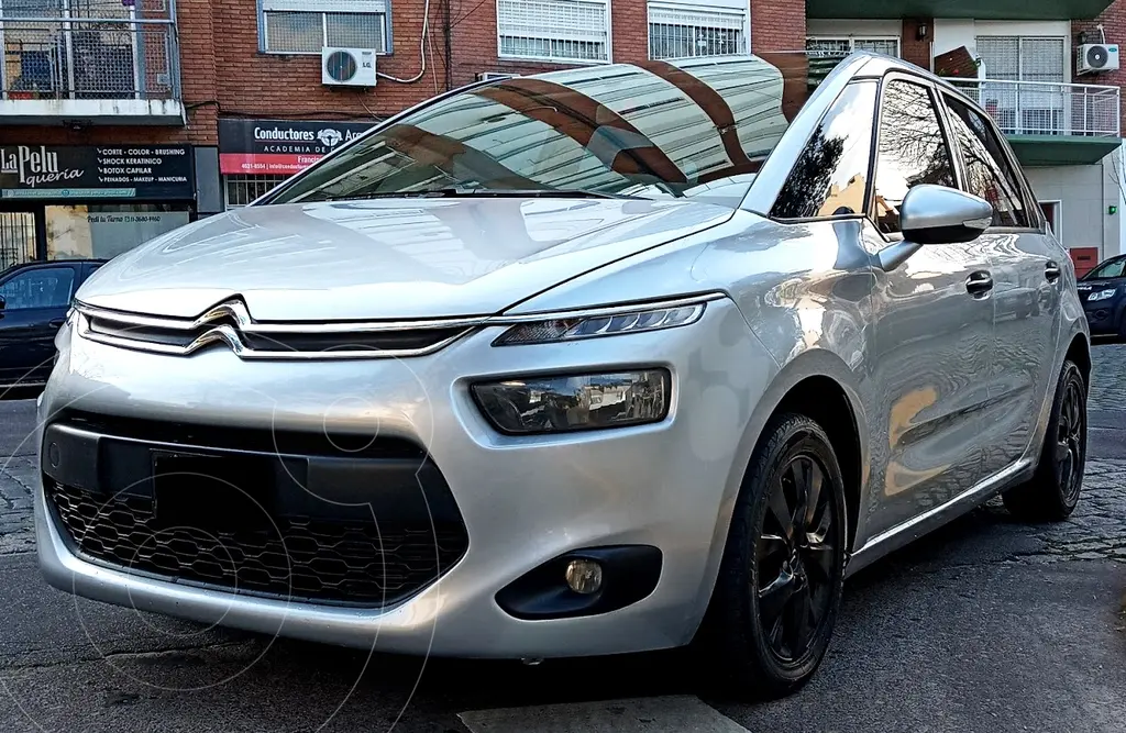 foto Citroën C4 Picasso 1.6 HDi Origine usado (2015) color Plata precio u$s11.990