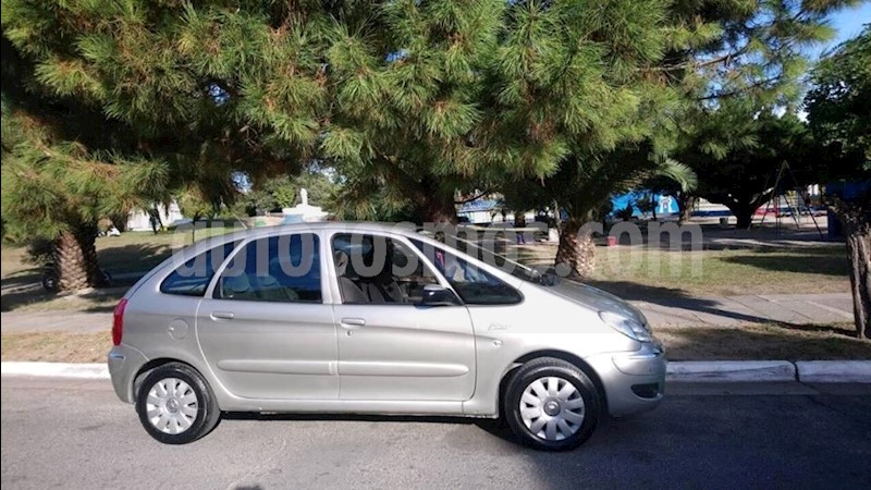 foto Citroen Xsara Picasso 2.0i Exclusive usado