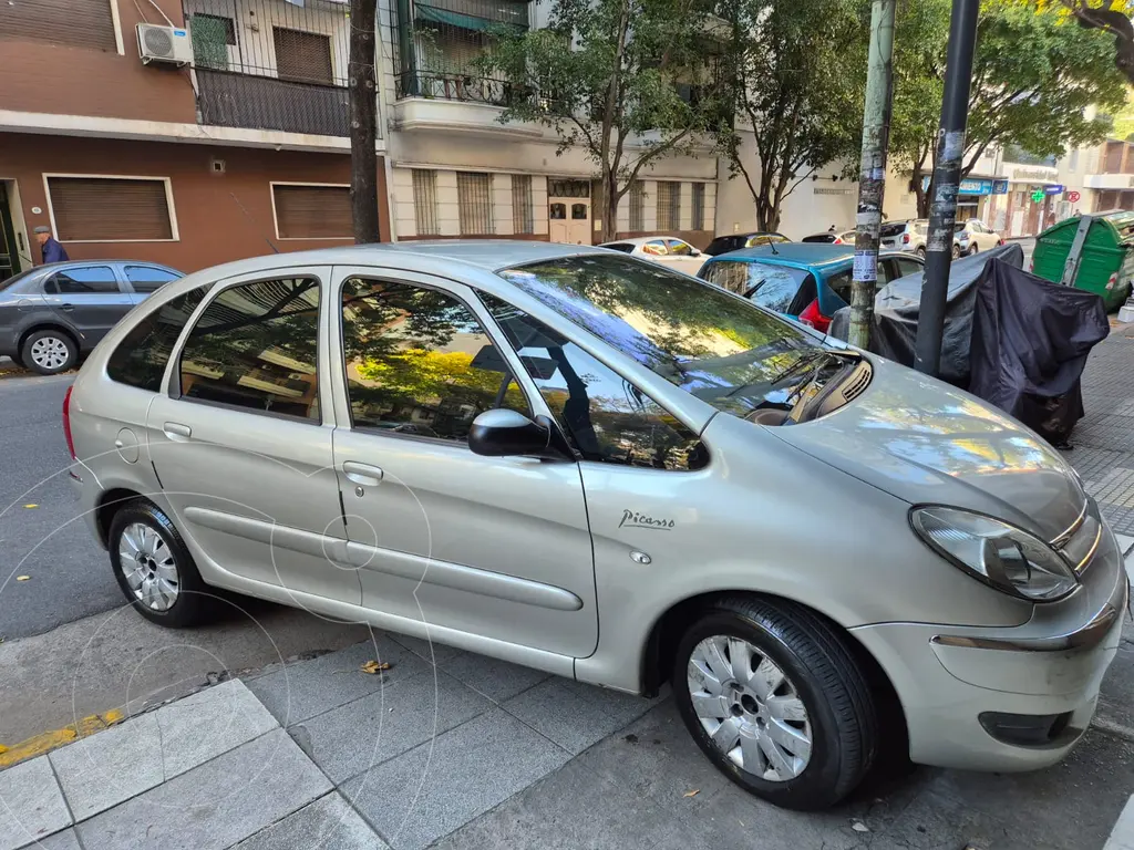 Citroen Xsara Picasso 1 6i Exclusive Usado 2012 Color Beige Precio citroen-xsara-picasso-1-6i-exclusive-usado-2012-color-beige-precio