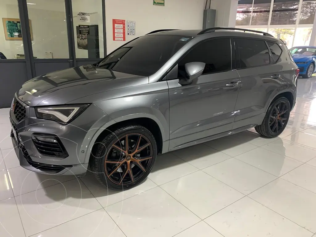 foto CUPRA Ateca 2.0L TSI DSG usado (2022) color Gris precio $570,000