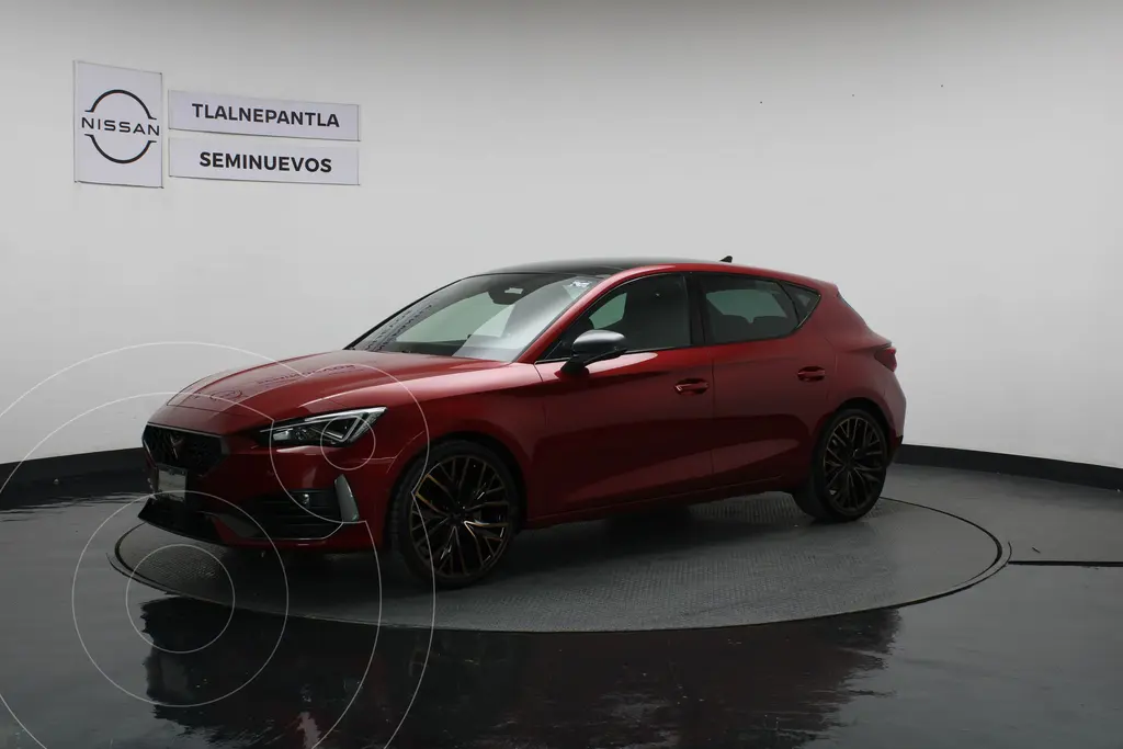 foto CUPRA León 300 HP usado (2024) color Rojo precio $629,000