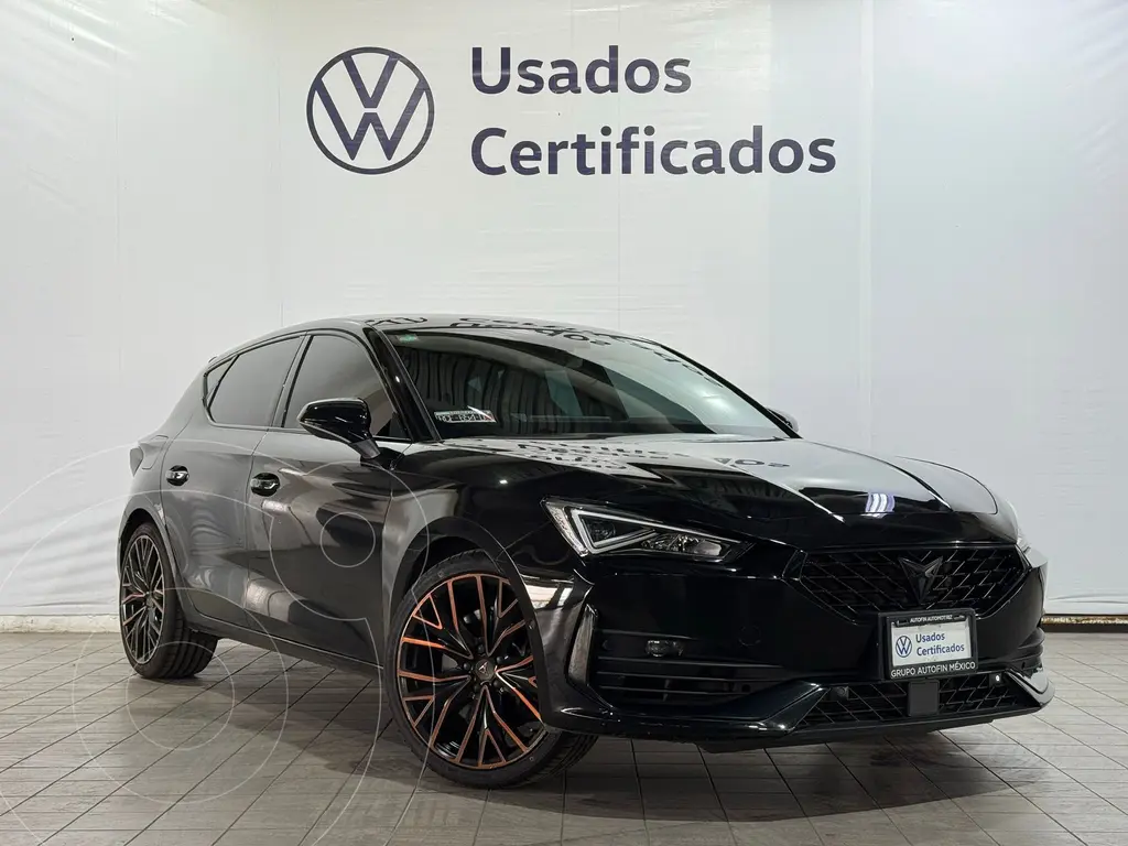 foto CUPRA León 300 HP financiado en mensualidades enganche $157,778 mensualidades desde $14,385