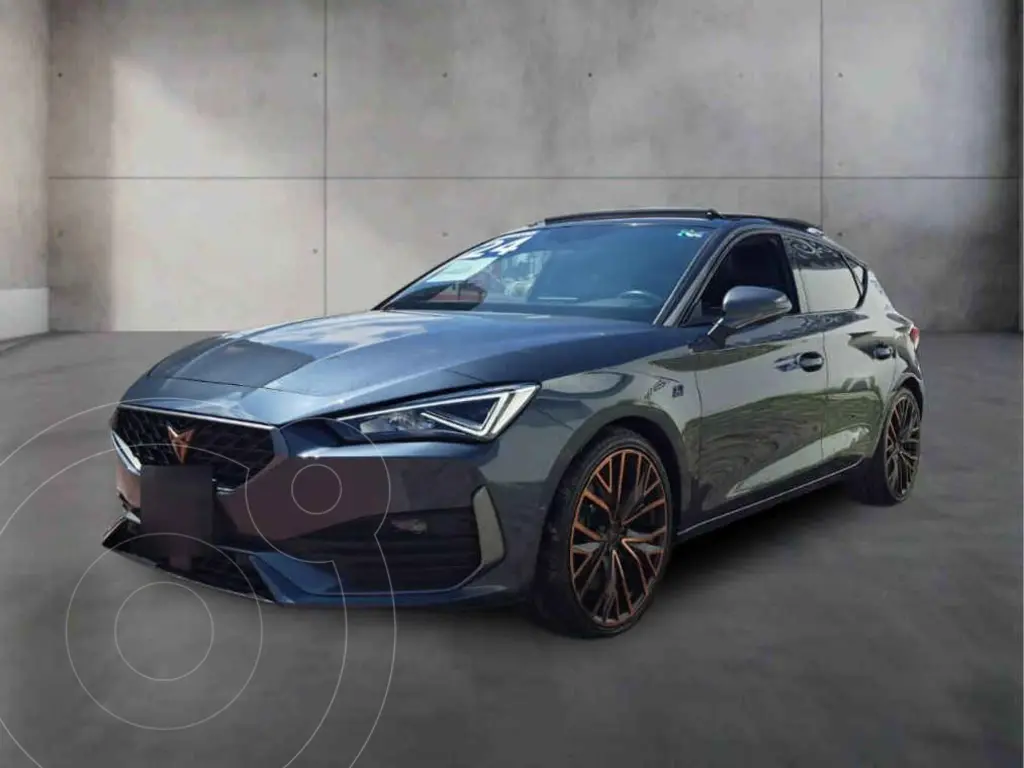 foto CUPRA León 300 HP financiado en mensualidades enganche $138,380 mensualidades desde $13,645