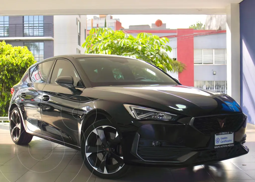 foto CUPRA León 245 HP financiado en mensualidades enganche $152,328 mensualidades desde $13,888