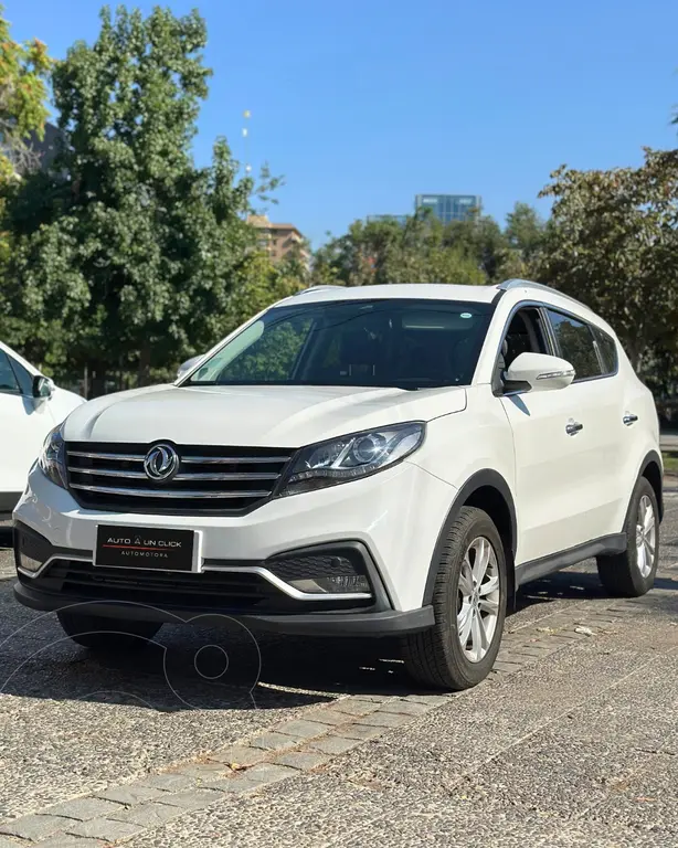 foto DFSK 580 1.8L Comfort usado (2022) color Blanco precio $9.200.000