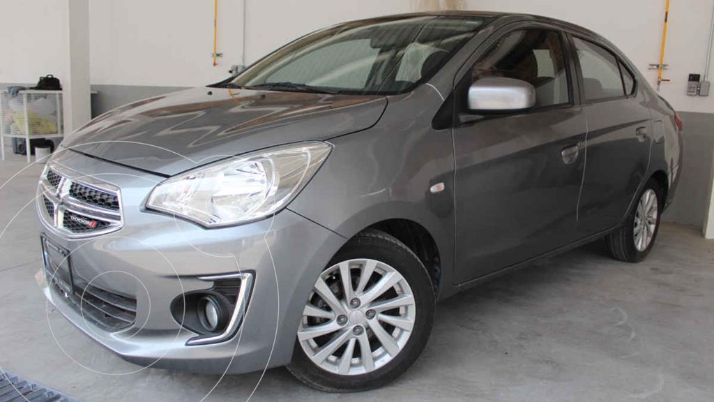 foto Dodge Attitude SXT usado (2018) color Gris precio $185,000