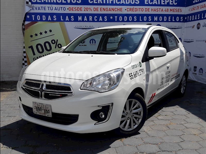 foto Dodge Attitude SXT usado