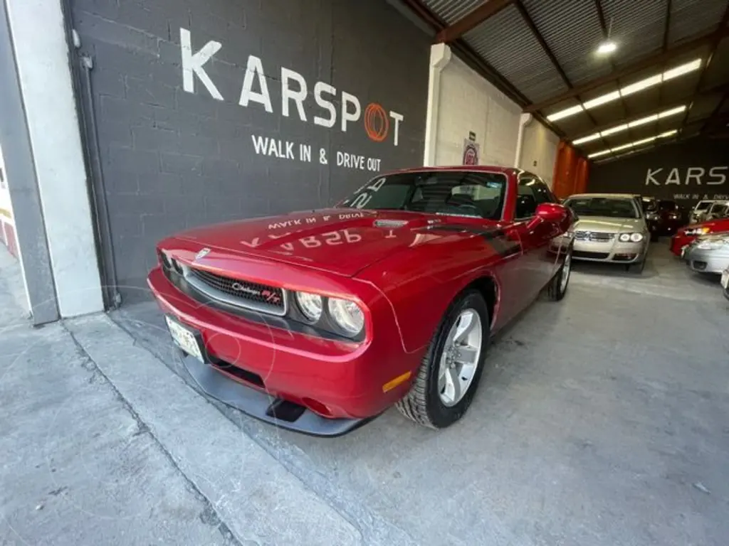 foto Dodge Challenger RT usado (2010) color Rojo precio $234,900