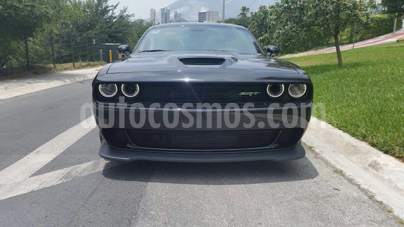 foto Dodge Challenger SRT Hellcat usado