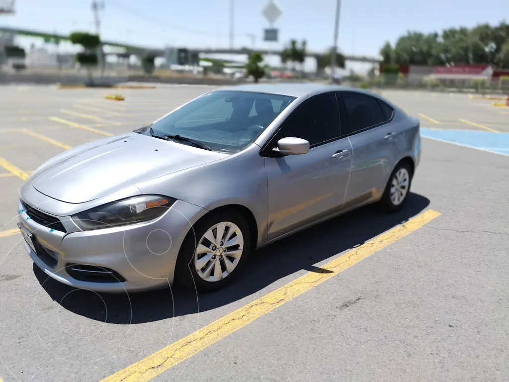 Dodge Dart SXT Aut usado (2014) color Plata Brillante precio 125,000