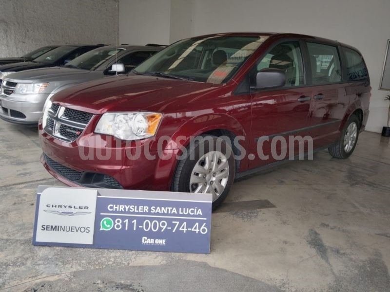 foto Dodge Grand Caravan SE usado (2017) color Rojo precio $265,000