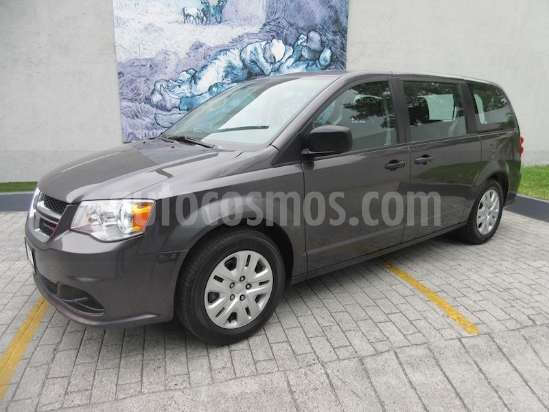 foto Dodge Grand Caravan SE usado (2018) color Gris precio $268,000
