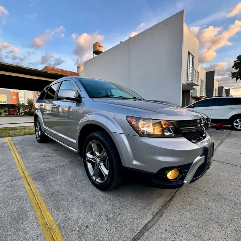 Dodge Journey Sport 2.4L 7 Pasajeros usado (2017) color Plata precio ...