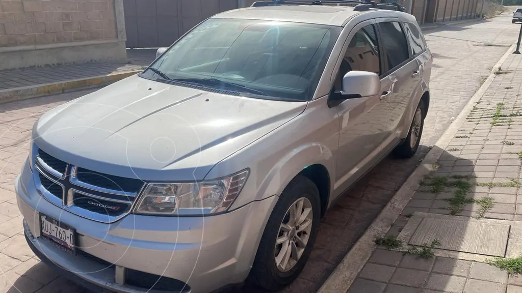 Dodge Journey SXT 2.4L 7 Pasajeros Lujo usado (2013) color Plata precio ...