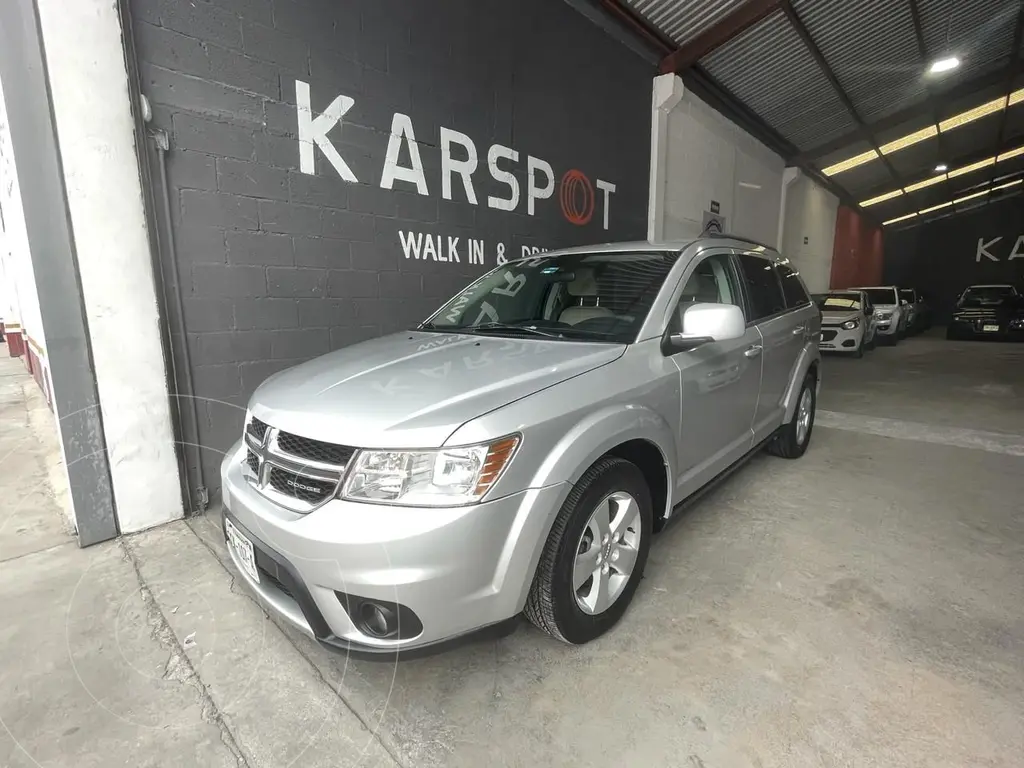 foto Dodge Journey SE 2.4L usado (2011) color Gris precio $144,900