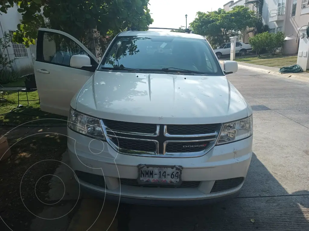 Dodge Journey SE 2.4L 7 Pasajeros 2017