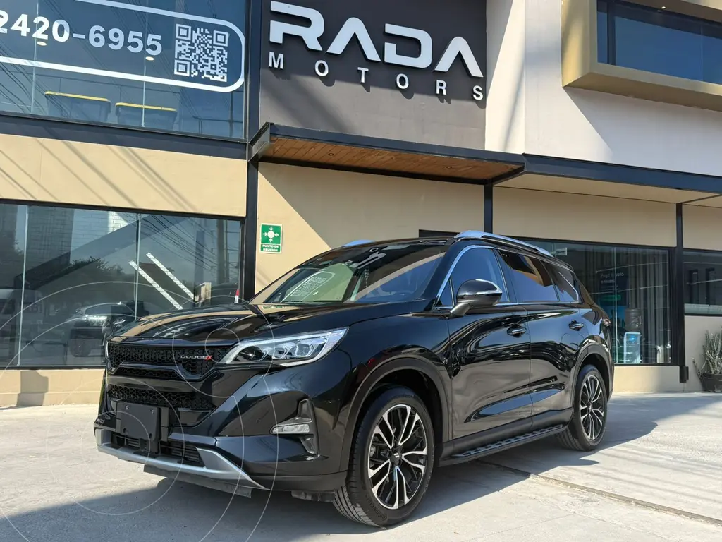 foto Dodge Journey GT Plus usado (2024) color Negro precio $438,499