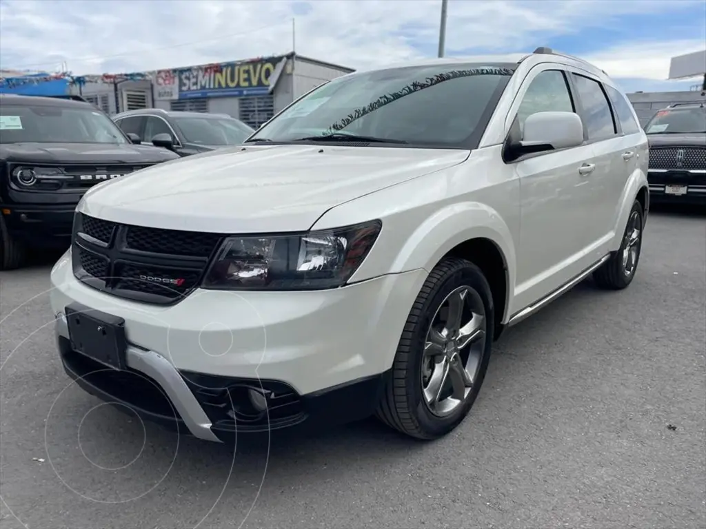 foto Dodge Journey SXT Sport 2.4L 7 Pasajeros usado (2017) color Blanco precio $225,000