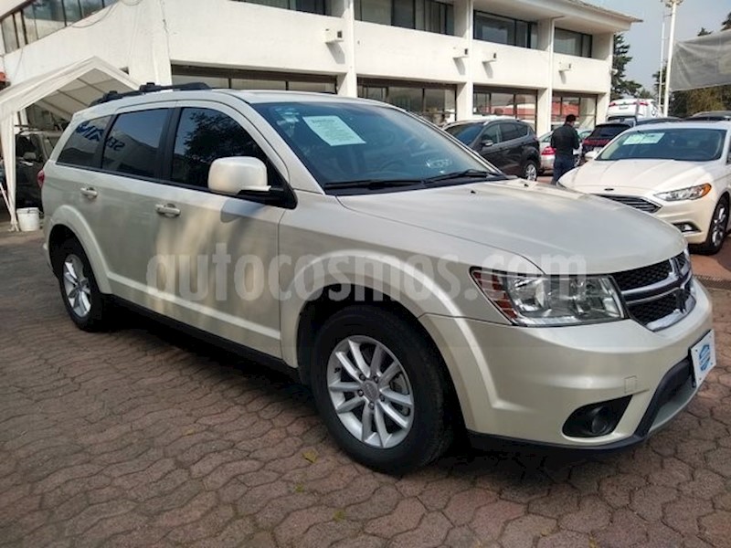 foto Dodge Journey SXT 2.4L 5 Pasajeros usado