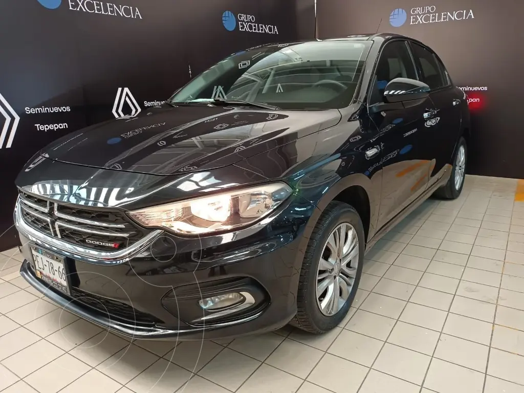 Dodge Neon SE usado (2017) color Negro precio $229,500