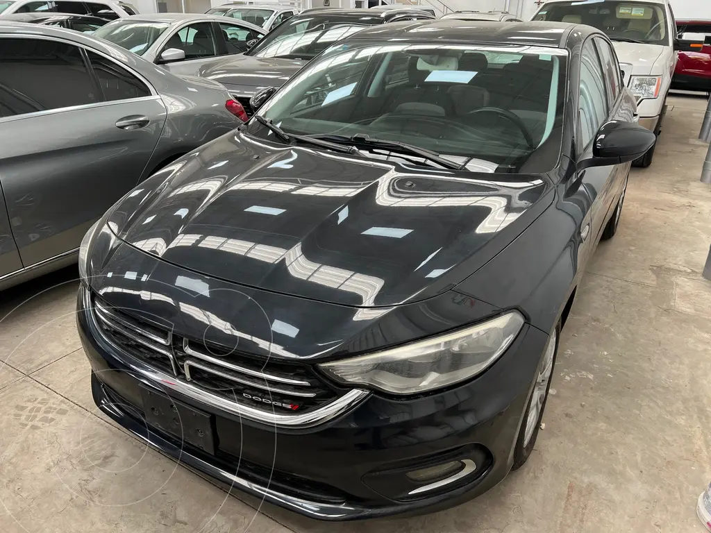 Dodge Neon SE Aut usado (2017) color Negro precio $194,000