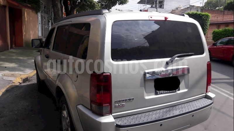 foto Dodge Nitro SLT 4x2 Premium Aut usado
