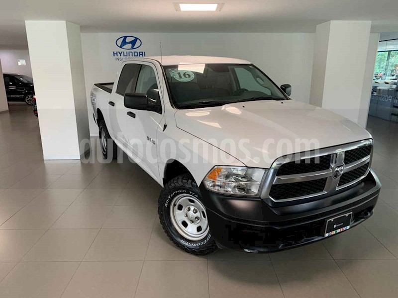 foto Dodge Ram Wagon 1500 SLT V8 usado