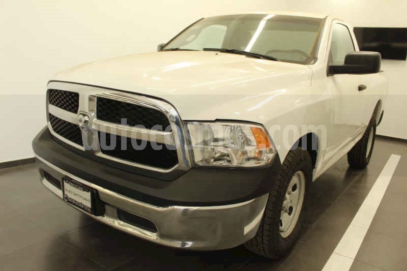 foto Dodge Ram Wagon 1500 SLT V8 usado