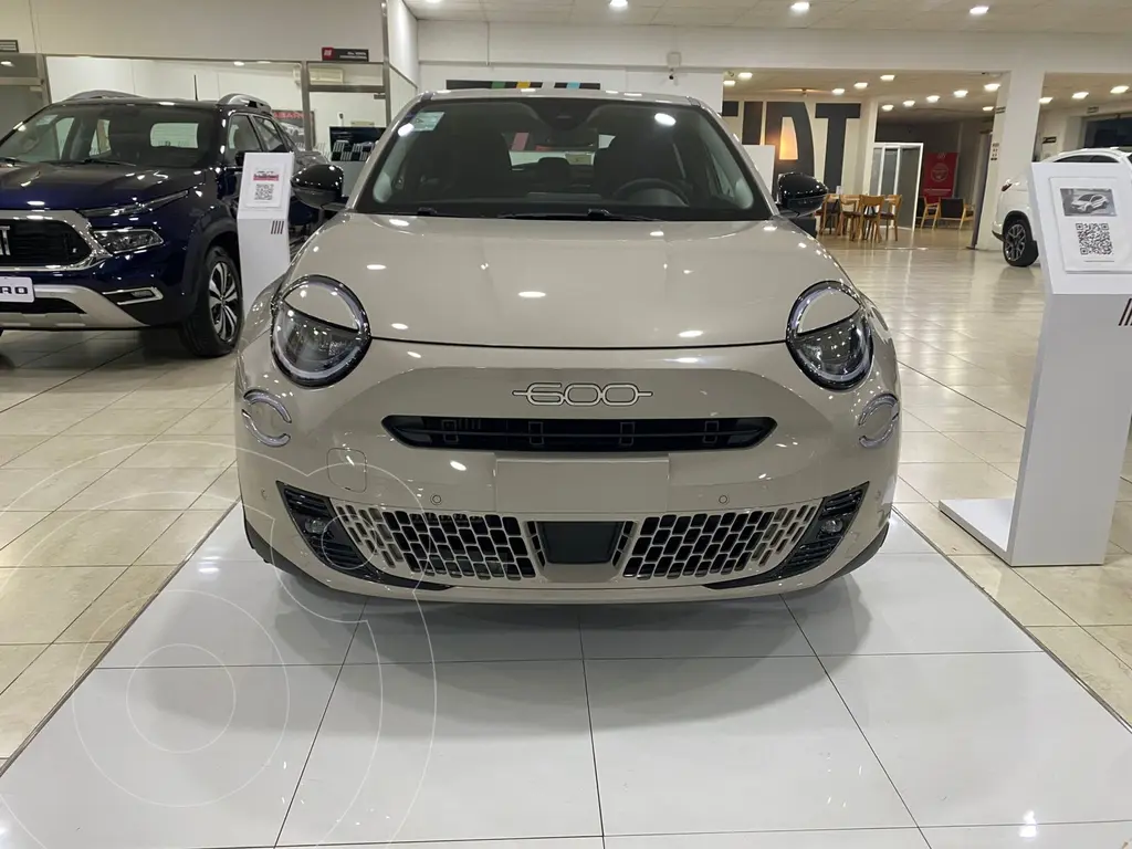 foto FIAT 600 HYBRID 1.2L eDCT financiado en cuotas anticipo $27.800.000 cuotas desde $600.000