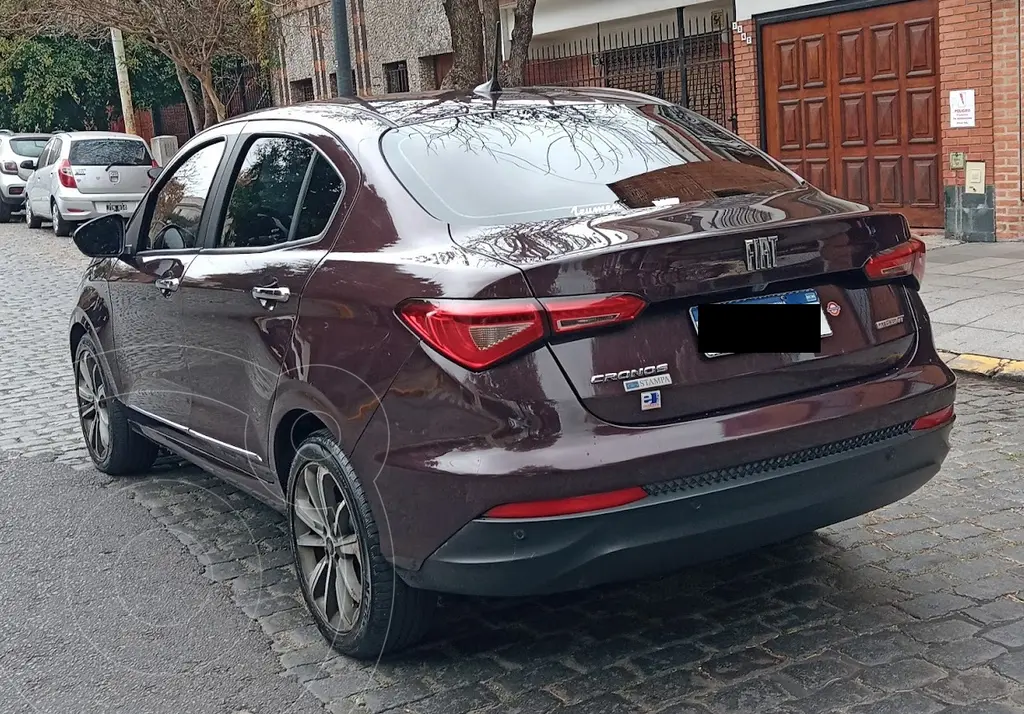 foto FIAT Cronos 1.8L Precision Aut usado (2022) color Marrón precio u$s14.200