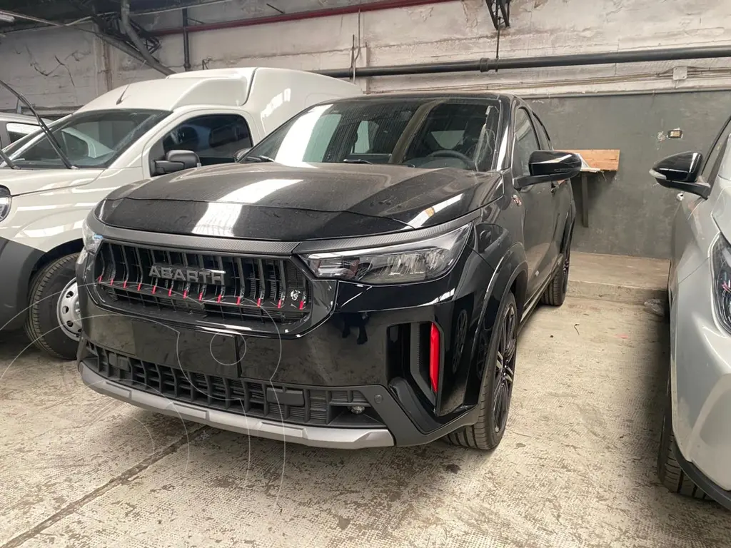 foto FIAT Fastback Abarth T270 1.3L GSE nuevo color Negro Vulcano precio $49.000.000