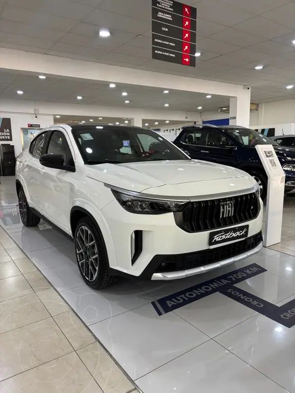 foto FIAT Fastback Turbo 1.3L GSE nuevo color Blanco Banchisa precio $38.900.000