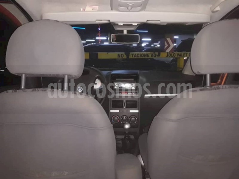 foto Fiat Idea 1.8L usado
