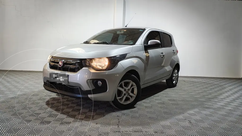 foto FIAT Mobi Easy usado (2017) color Plata Bari precio $14.500.000
