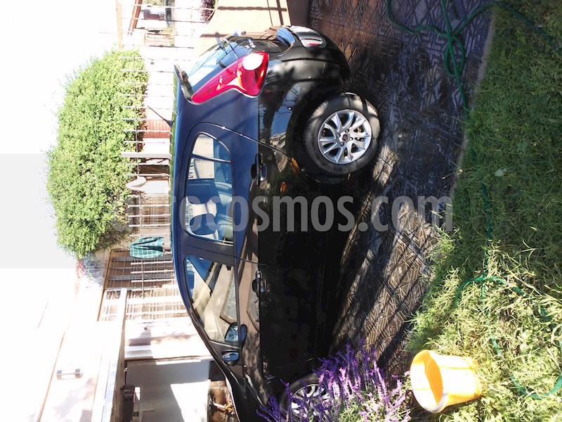 foto FIAT Palio 5P Attractive usado