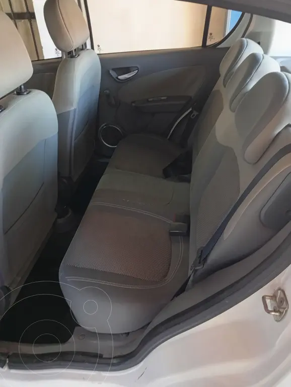 Fiat Palio 5P Essence (1598 Cc) 2014 - foto 5
