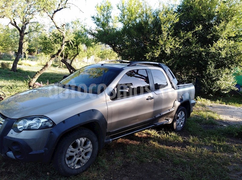 foto Fiat Strada Adventure 1.6 Cabina Doble usado