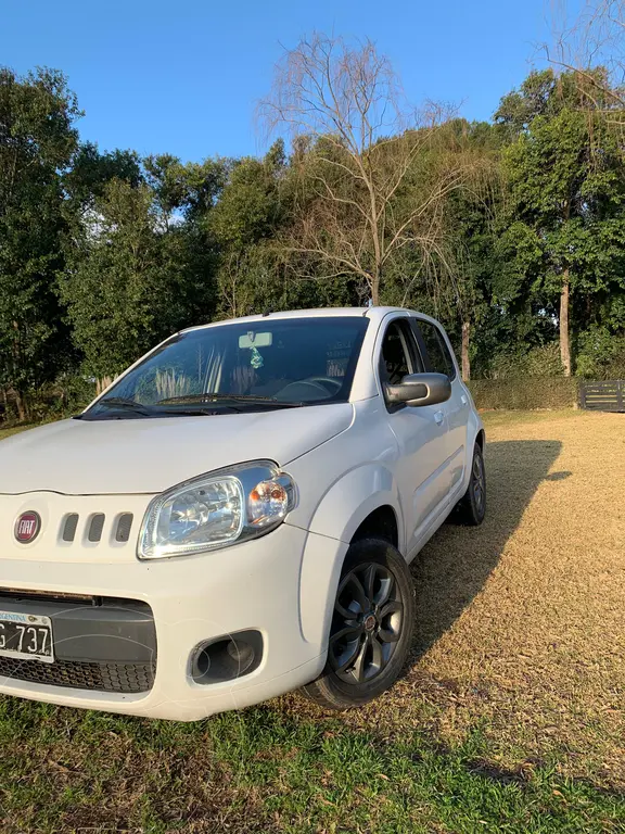 Fiat Uno 5P 1.4 Fire Evo Attractive Pack Seguridad (1368 Cc) 2015 - foto 5