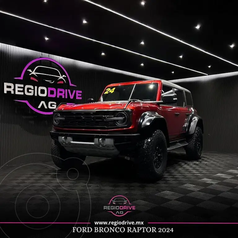 foto Ford Bronco Raptor 3.0L usado (2024) color Naranja precio $1,849,900