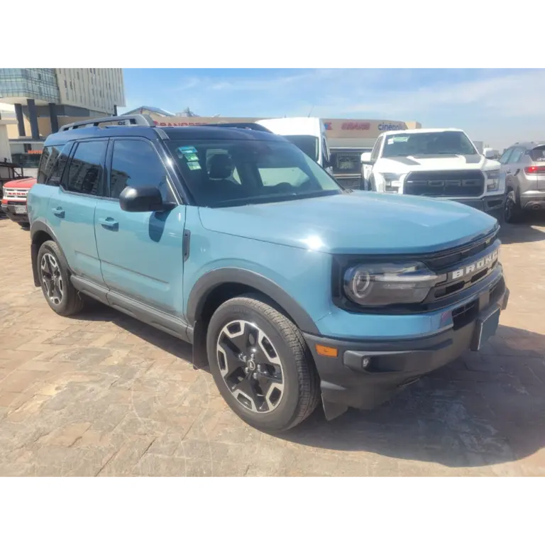 foto Ford Bronco Sport Outer Banks usado (2022) color Azil Glaciar precio $479,900