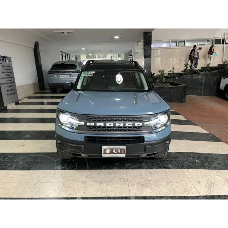foto Ford Bronco Badlands 4 Puertas usado (2024) color Azul precio $615,000
