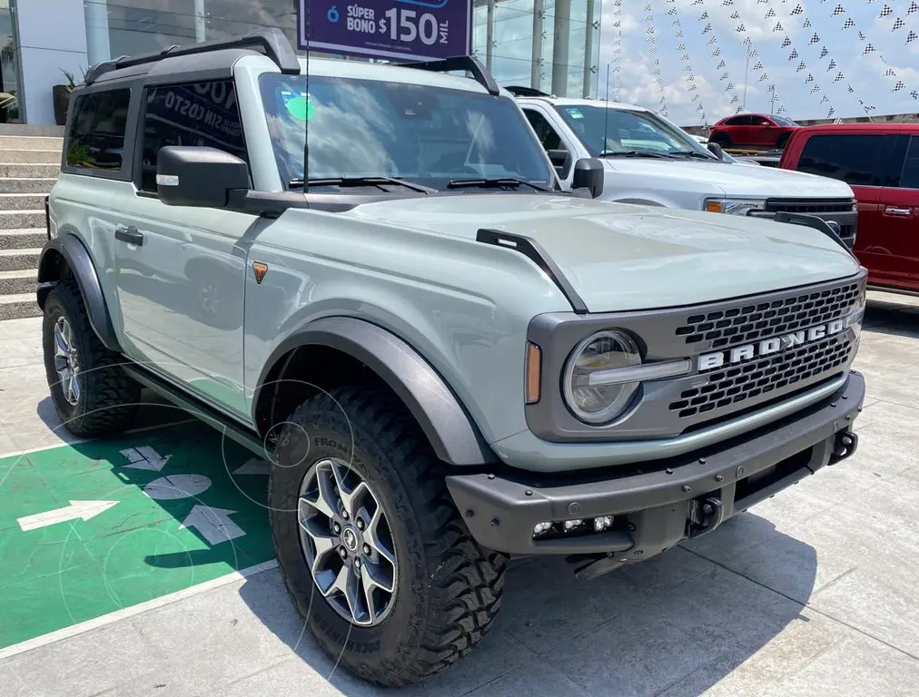 foto Ford Bronco Badlands 2 Puertas usado (2021) color Gris precio $998,000