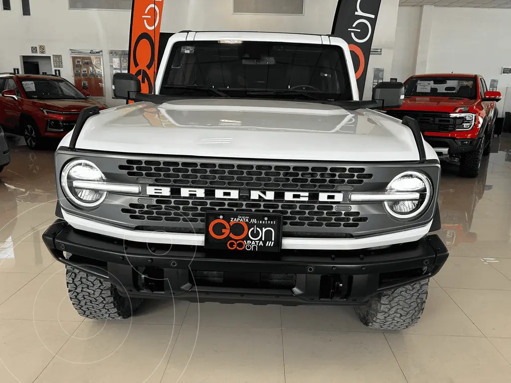 foto Ford Bronco 2023 usado (2023) color FORBTBLANCO TUNDRA precio $1,013,700