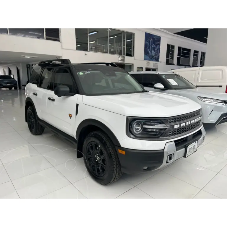 foto Ford Bronco Badlands 4 Puertas usado (2025) color Blanco precio $690,000