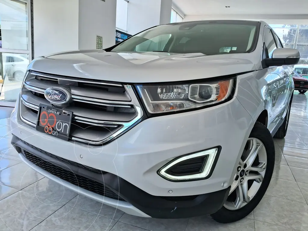foto Ford Edge Titanium usado (2016) color plateado precio $250,000
