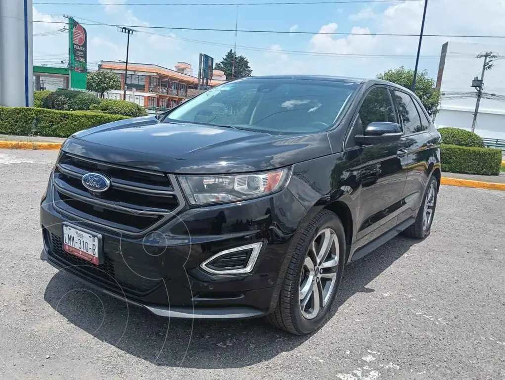 foto Ford Edge Sport usado (2016) color Negro precio $245,000