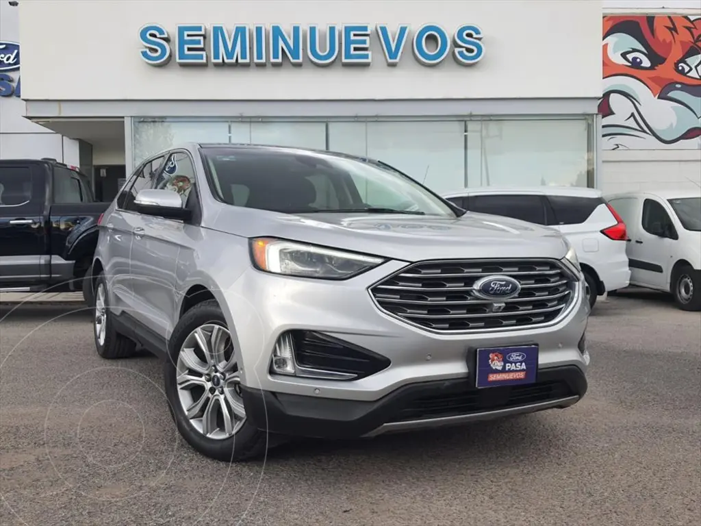 foto Ford Edge Titanium usado (2019) color Plata precio $465,000